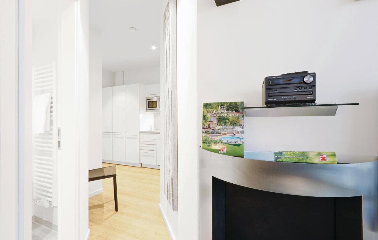 Cozy Apartment In Luebeck Travemuende With Kitchen Lübeck Exterior foto