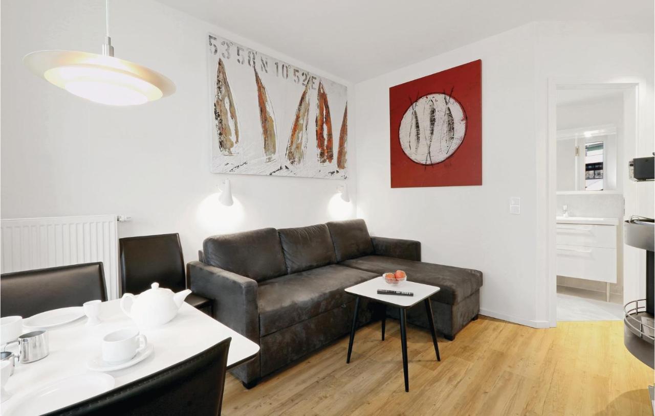 Cozy Apartment In Luebeck Travemuende With Kitchen Lübeck Exterior foto